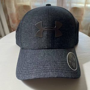 Men’s heathered charcoal hat- UNDER ARMOR